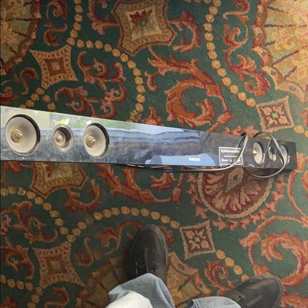 Home sound bar